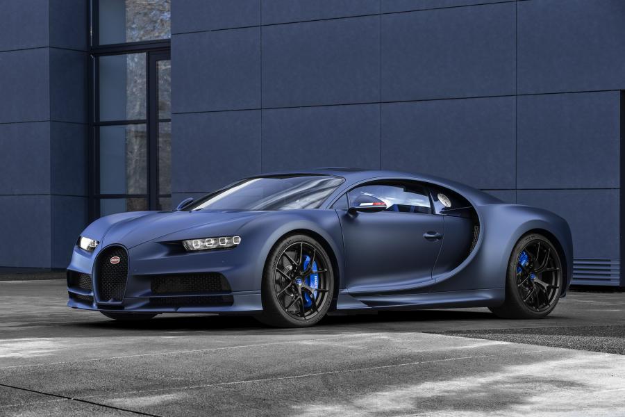  Bugatti Chiron Sport 110 ans Bugatti 2019 года  (фото 1 из 33)